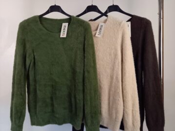 Sweter Angora